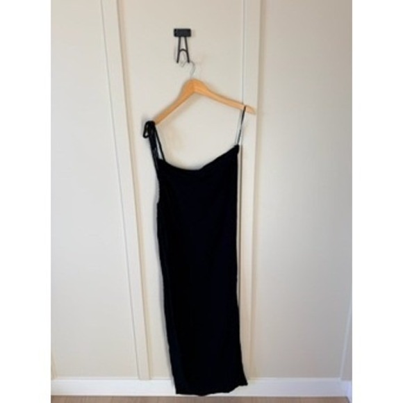 JLUXLABEL Womens Black One Shoulder Rope Strap Maxi Dress Side Slit Size Medium - Picture 6 of 7